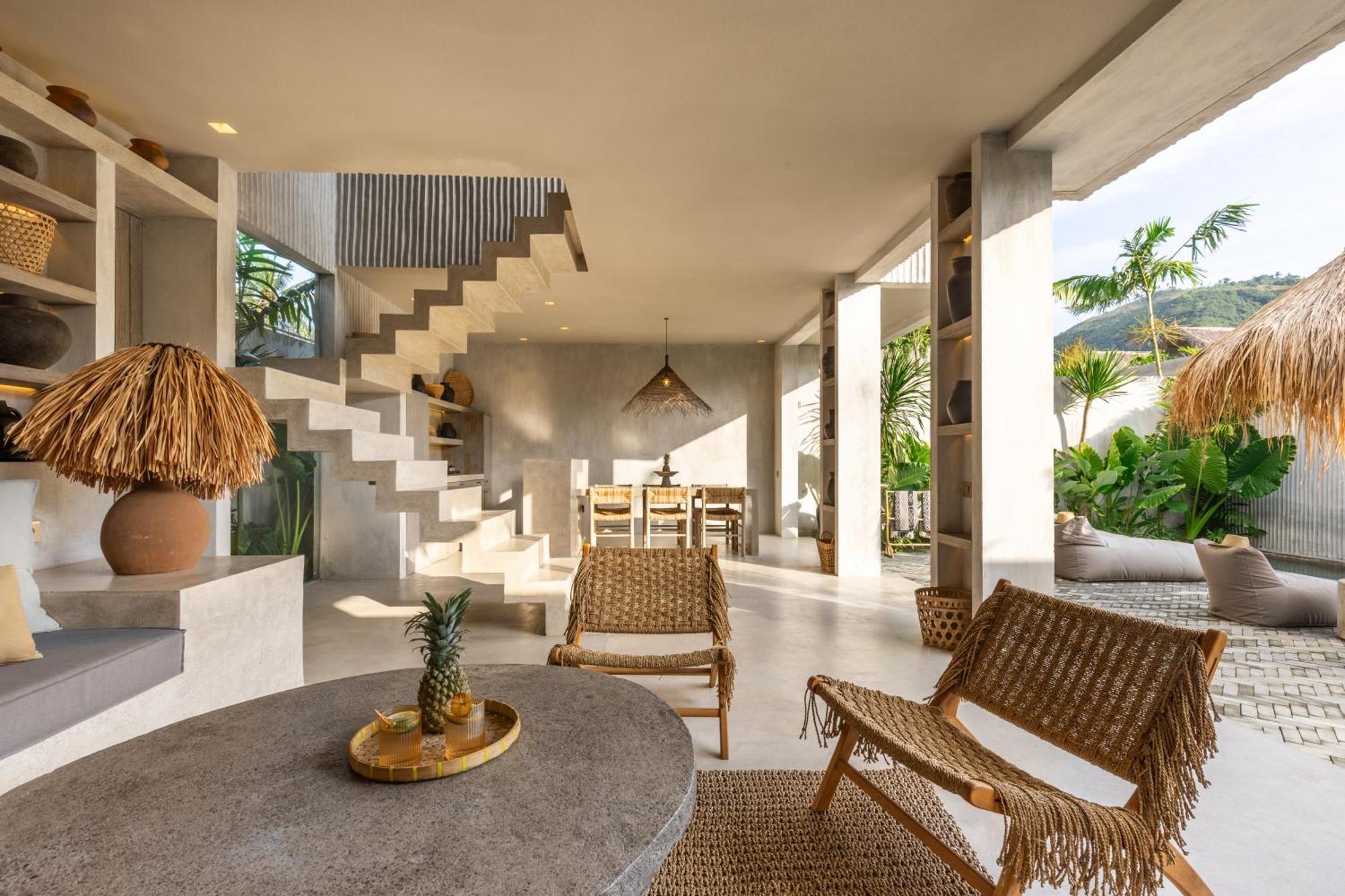 The Konkret Lombok Villa Kuta  Exterior photo